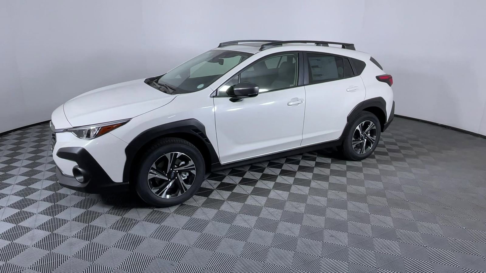 Used 2024 Subaru Crosstrek 2.0i Premium AWD/4WD image 4