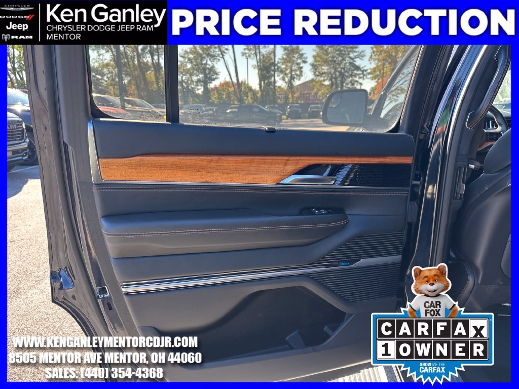 Used 2022 Jeep Grand Wagoneer Series III AWD/4WD image 21