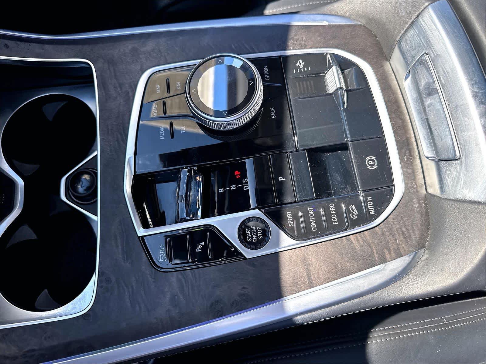 Certified 2024 BMW X7 xDrive40i AWD/4WD image 21