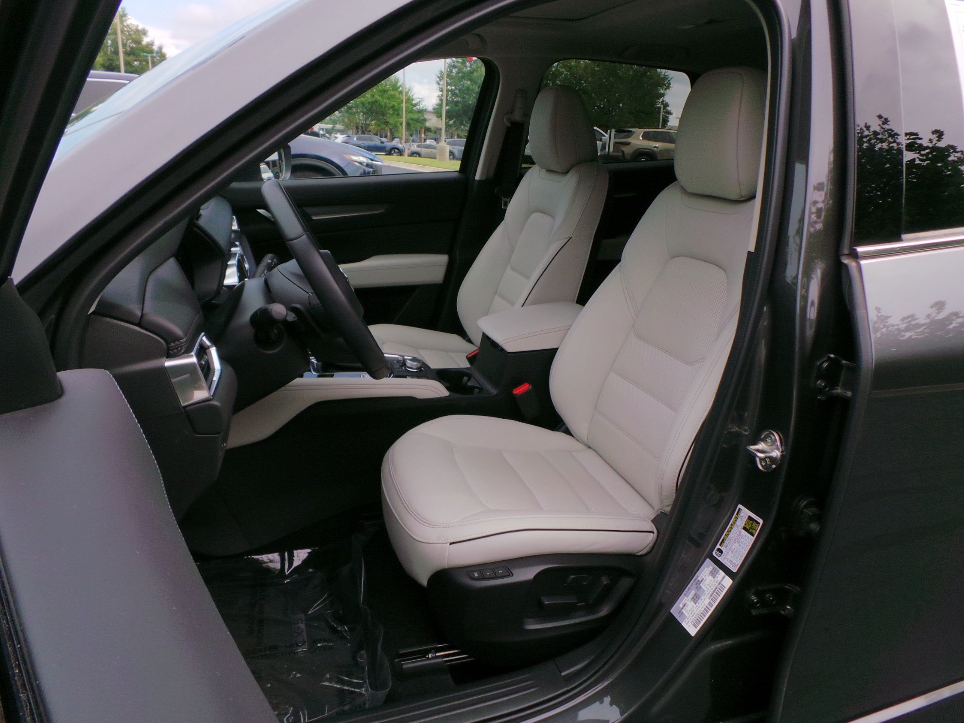 Certified 2025 MAZDA CX-5 AWD 2.5 S w/ Premium Plus Pkg image 8