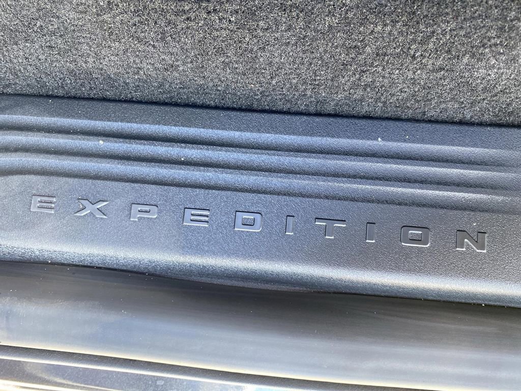 New 2025 Ford Expedition Max Active image 50