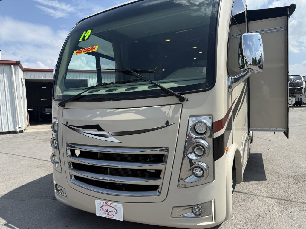 Used 2019 Ford E-450 and Econoline 450 Super Duty w/ A/C Prep Package image 4
