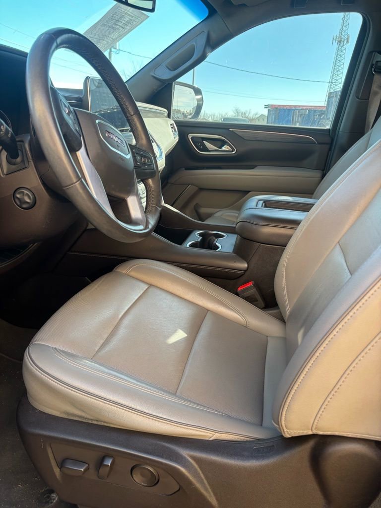 Used 2021 GMC Yukon SLT w/ SLT Luxury Package image 11