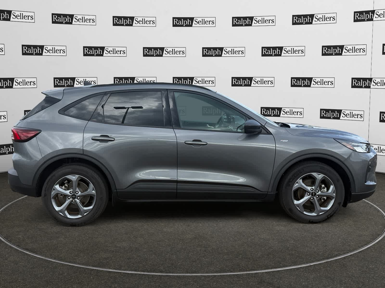 Used 2025 Ford Escape ST-Line FWD image 7