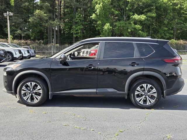 Used 2022 Nissan Rogue SV w/ SV Premium Package FWD image 2
