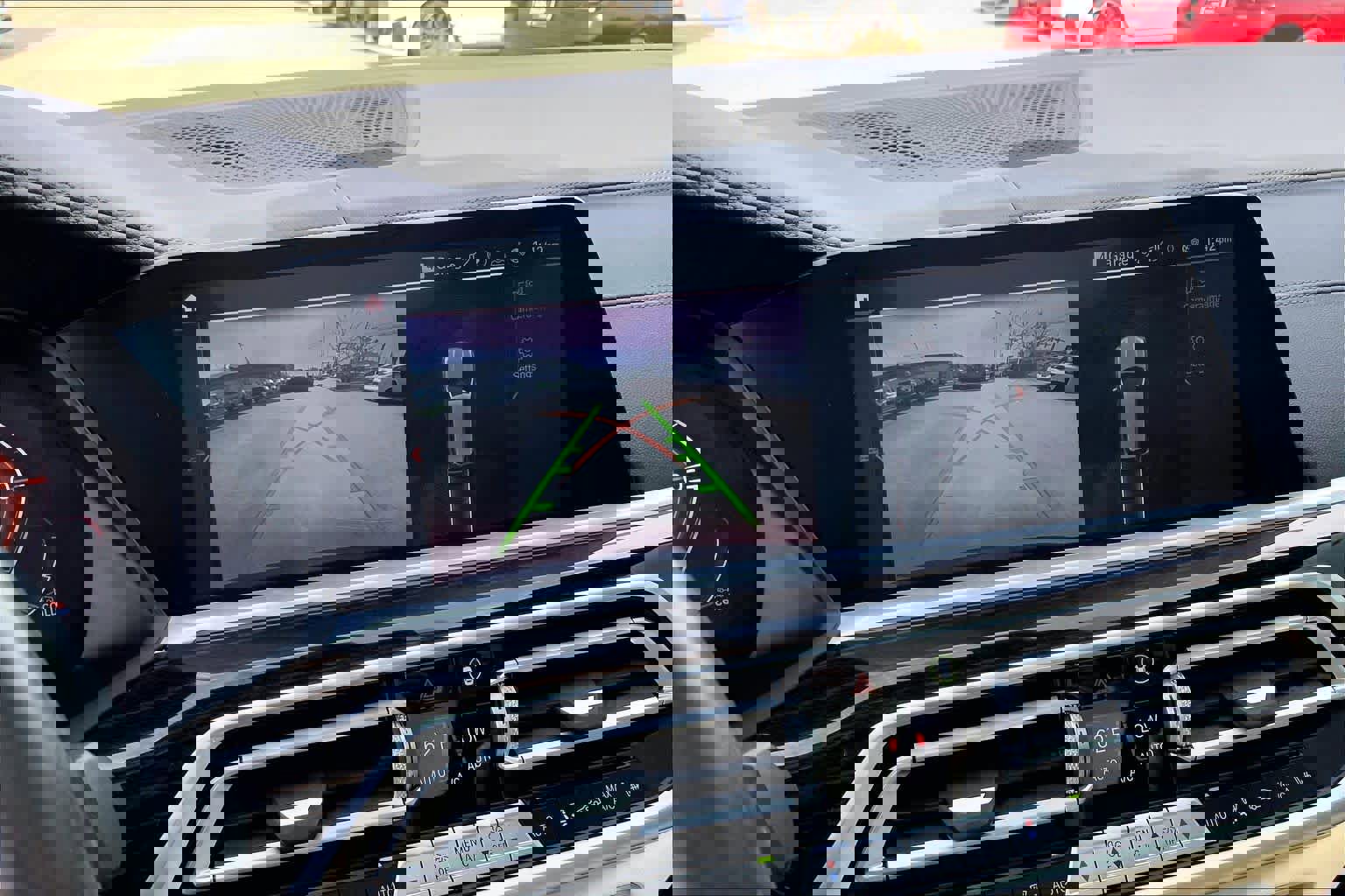 Used 2021 BMW X5 xDrive40i w/ M Sport Package image 25