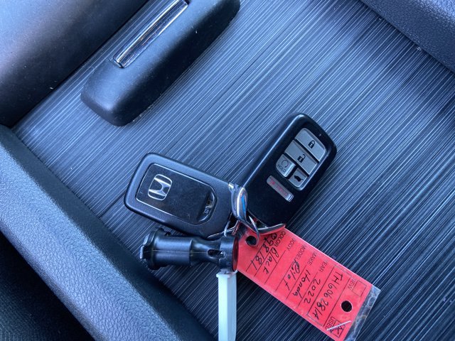 Used 2022 Honda Pilot Sport image 42