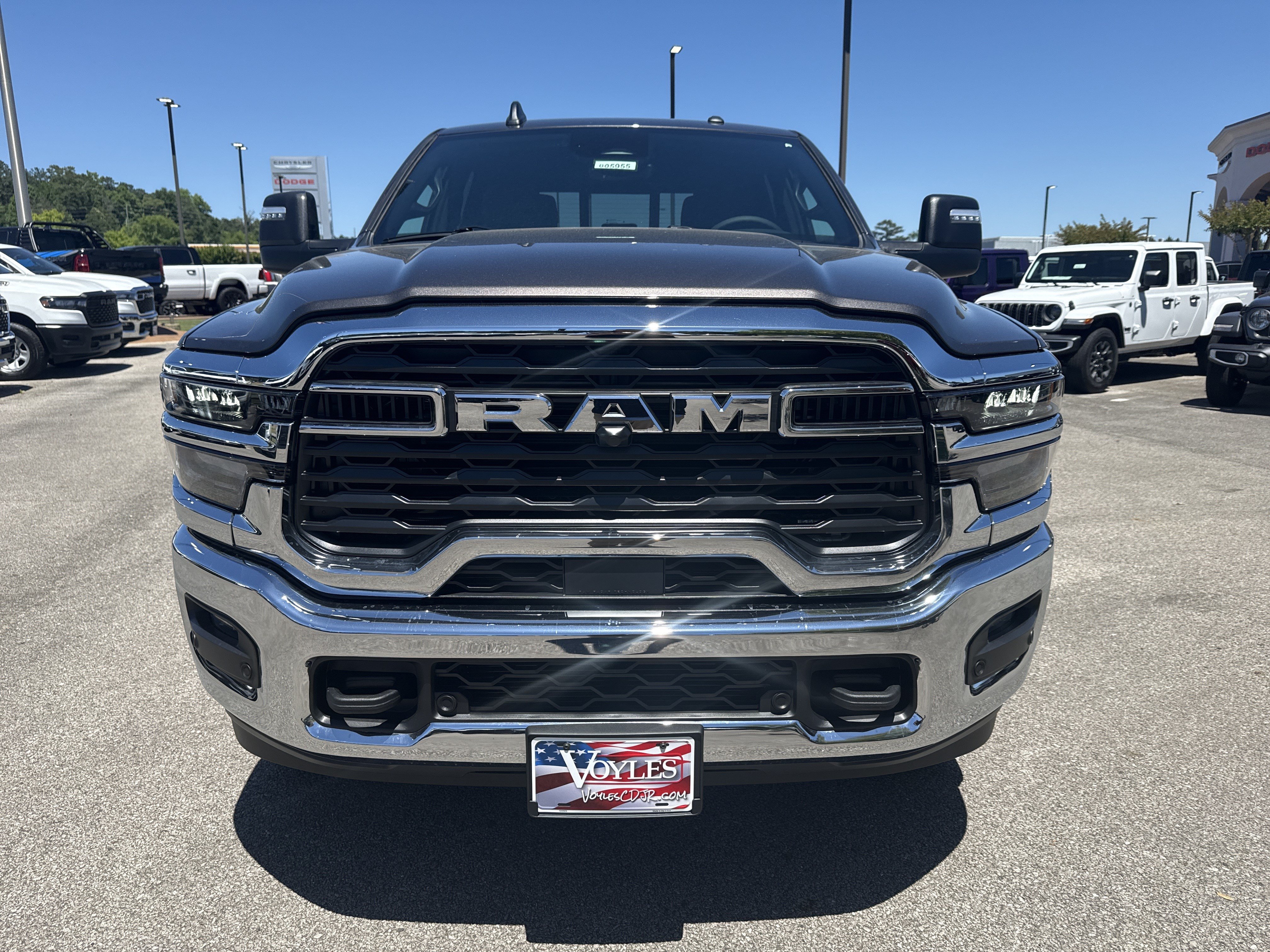 New 2026 RAM 2500 Big Horn AWD/4WD image 2