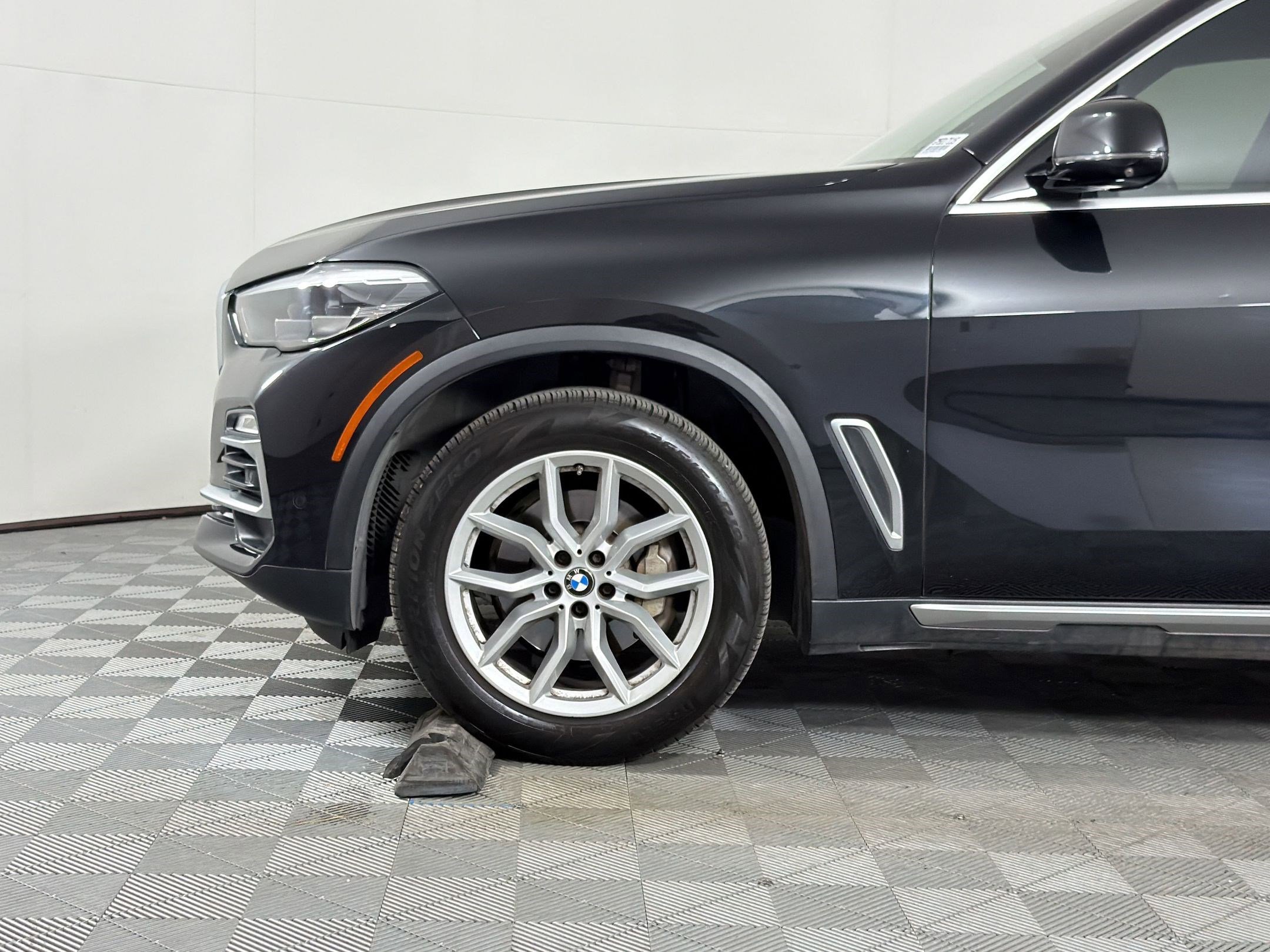 Used 2021 BMW X5 xDrive40i w/ Convenience Package AWD/4WD image 23