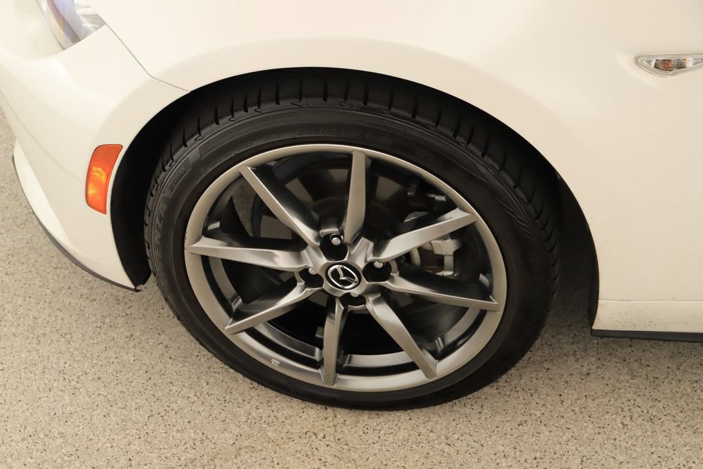 Used 2022 MAZDA MX-5 Miata Grand Touring w/ Weather Package RWD image 27