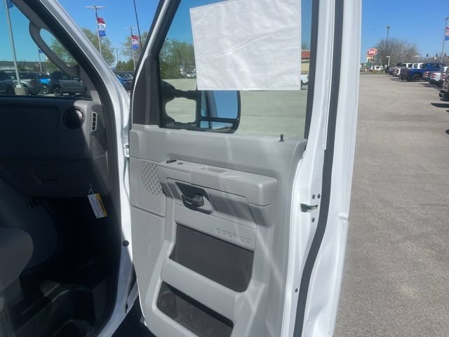 New 2027 Ford E-350 and Econoline 350 Super Duty w/ Power Equipment Group RWD image 44