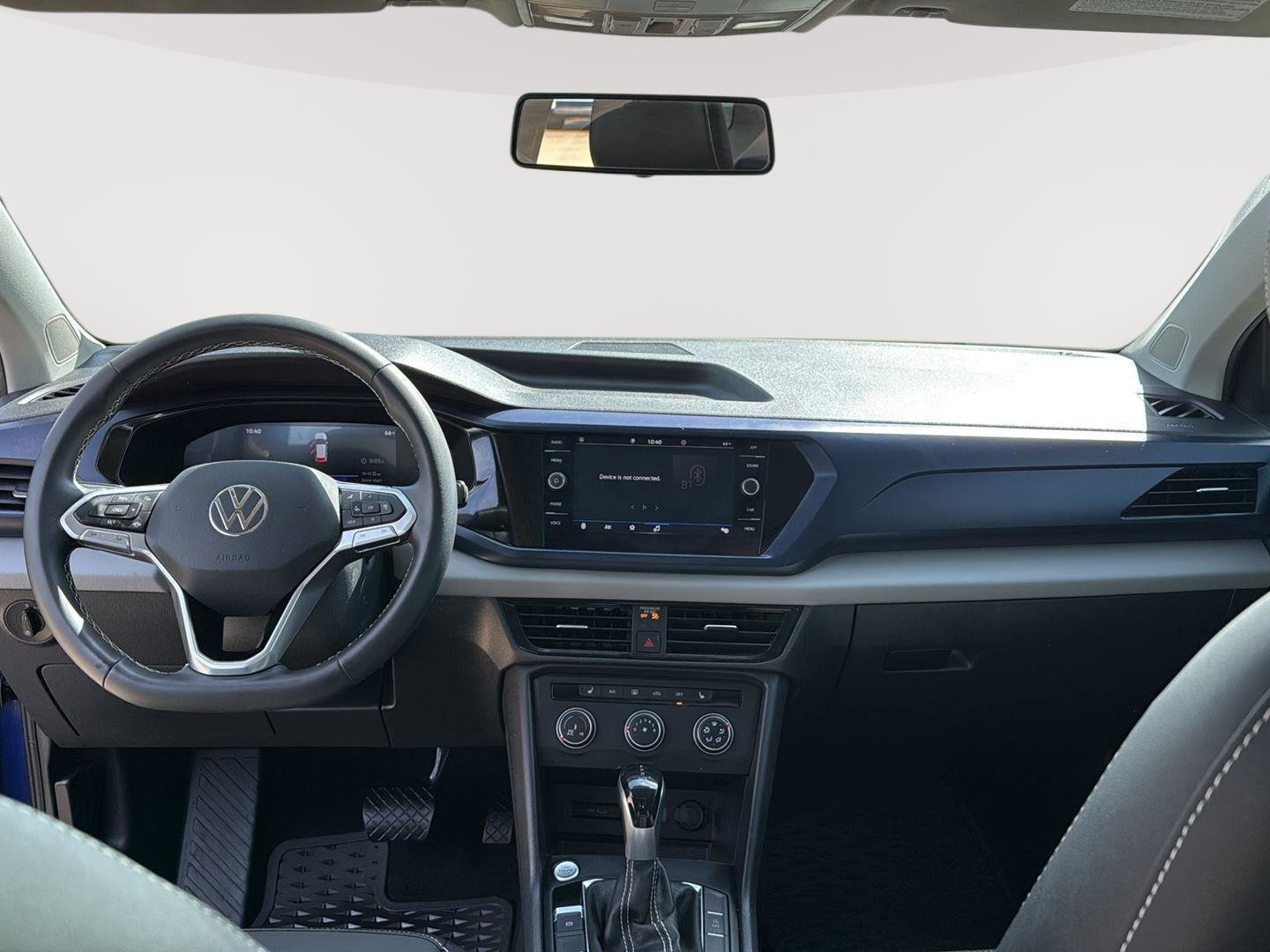 Used 2022 Volkswagen Taos SE image 25