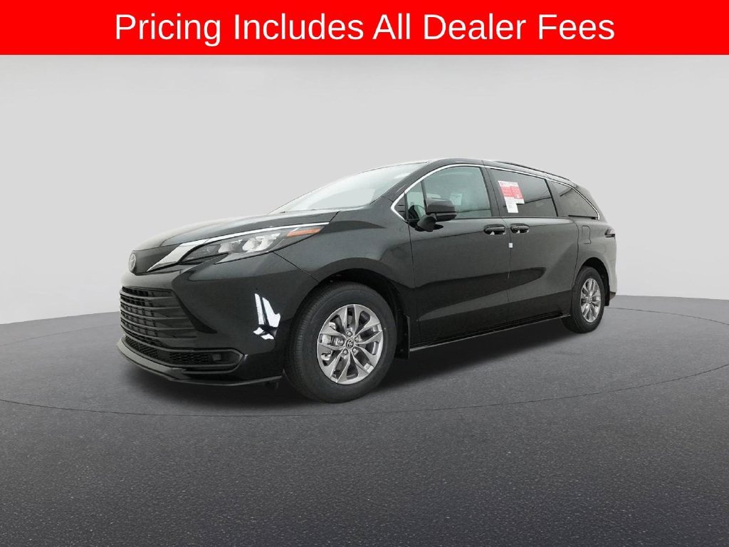 New 2026 Toyota Sienna LE FWD image 36