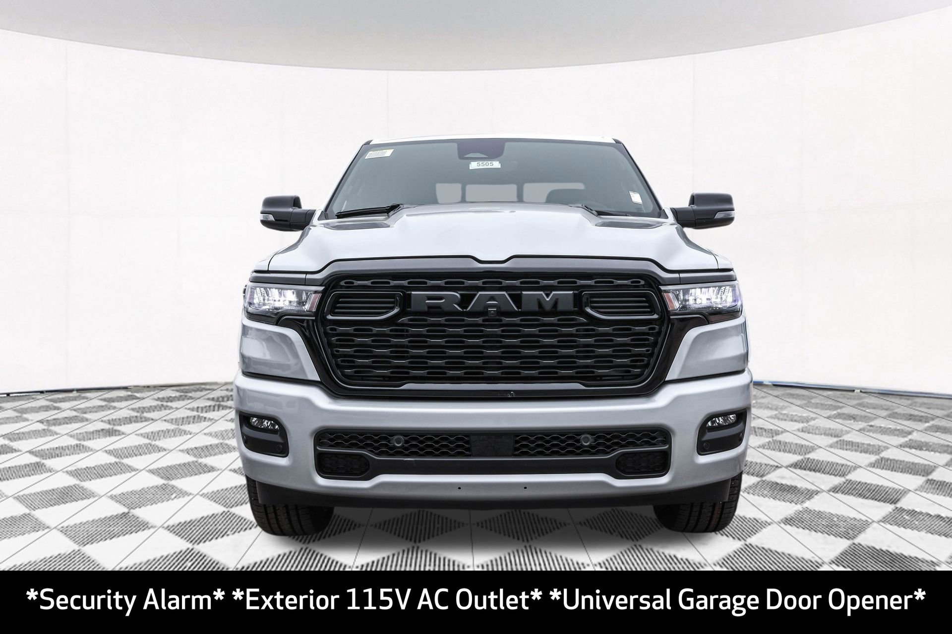 New 2026 RAM 1500 4x4 Crew Cab image 11