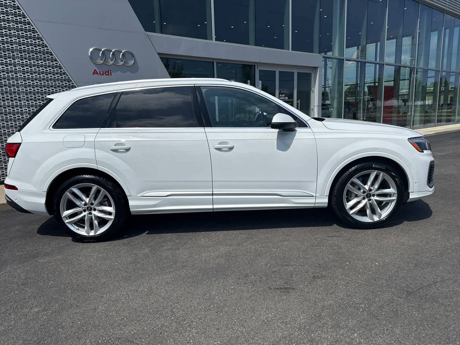 New 2025 Audi Q7 3.0T Premium Plus image 9
