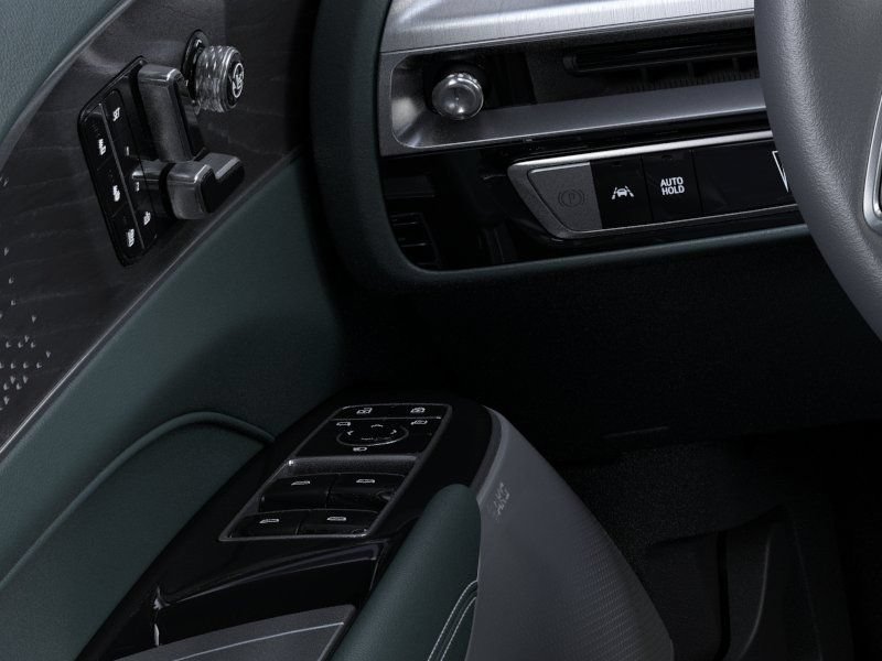 New 2026 Cadillac Lyriq Signature Sport RWD image 22