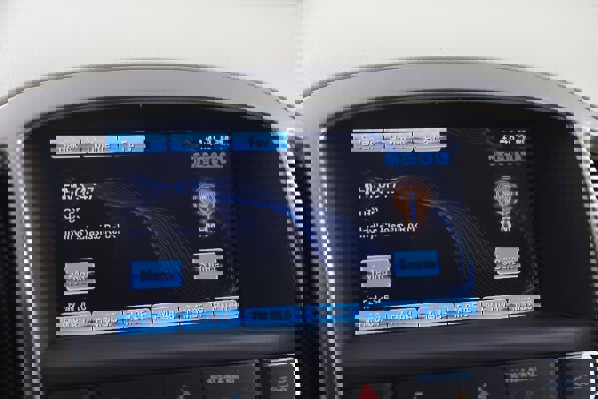 Used 2016 Buick Verano FWD image 28