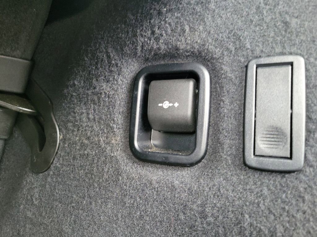 Used 2023 BMW X3 sDrive30i image 11