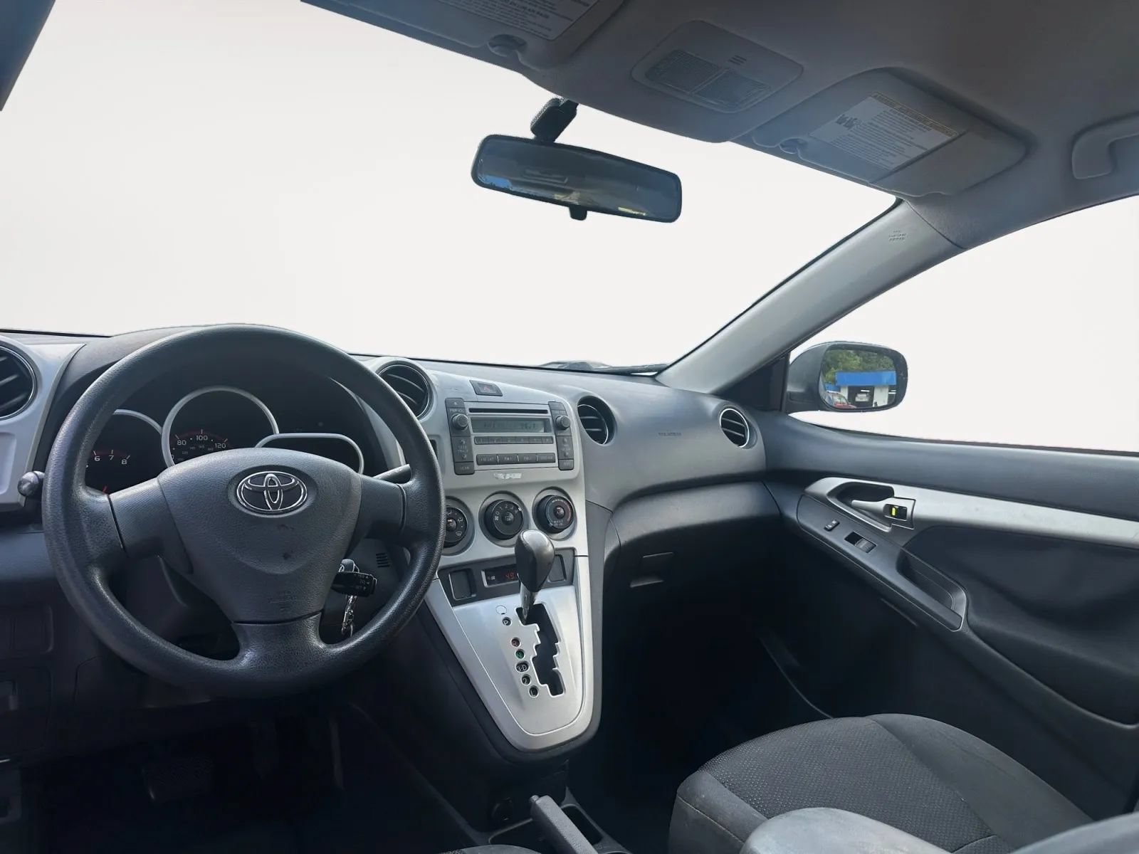 Used 2009 Toyota Matrix FWD image 6