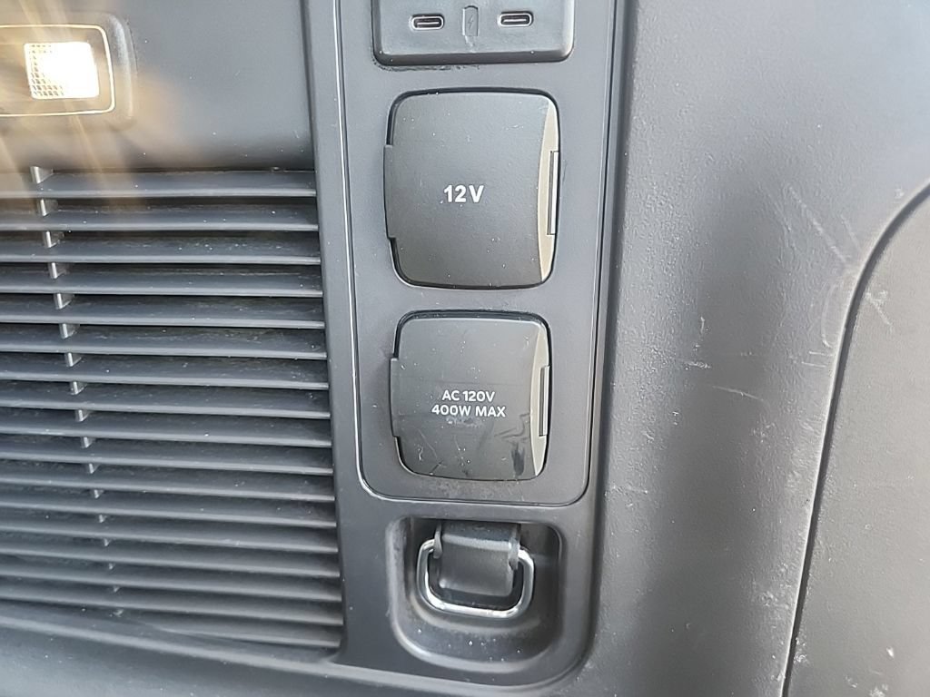 Used 2025 Ford Expedition Max Platinum AWD/4WD image 8