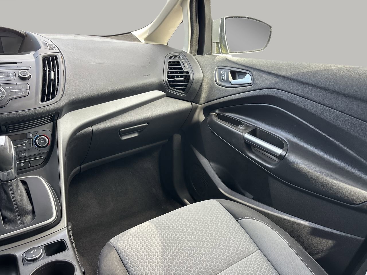 Used 2017 Ford C-MAX Energi SE image 15