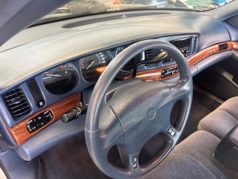 Used 2001 Buick Le Sabre Custom FWD image 28