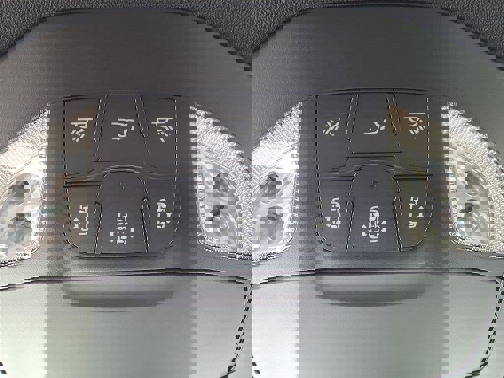 New 2026 Chrysler Pacifica Select image 8