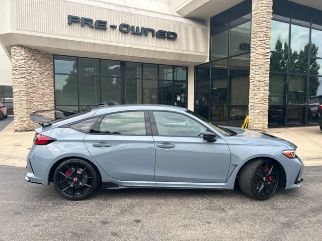 Used 2025 Honda Civic Type R image 8