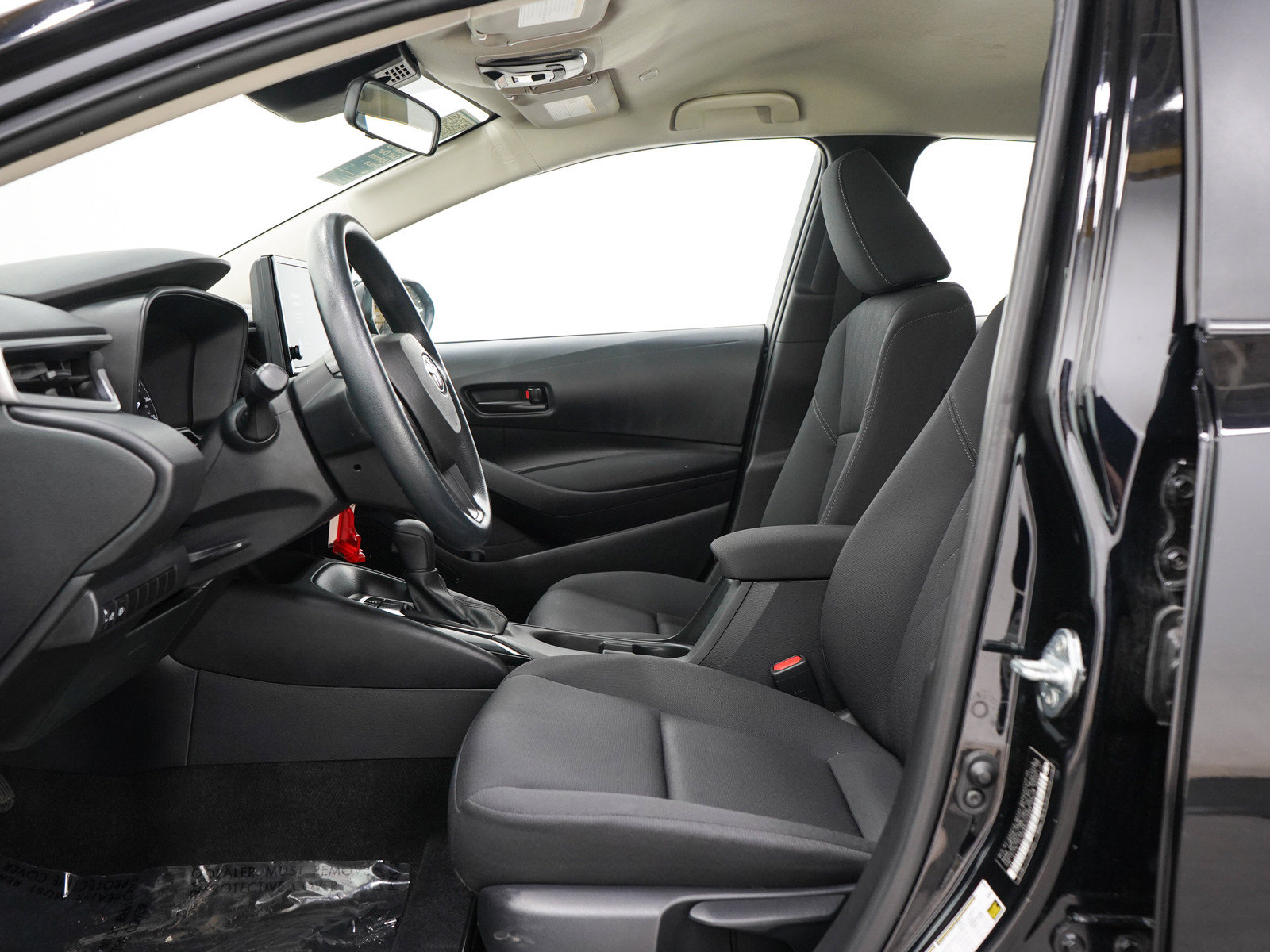 Used 2024 Toyota Corolla LE FWD image 20