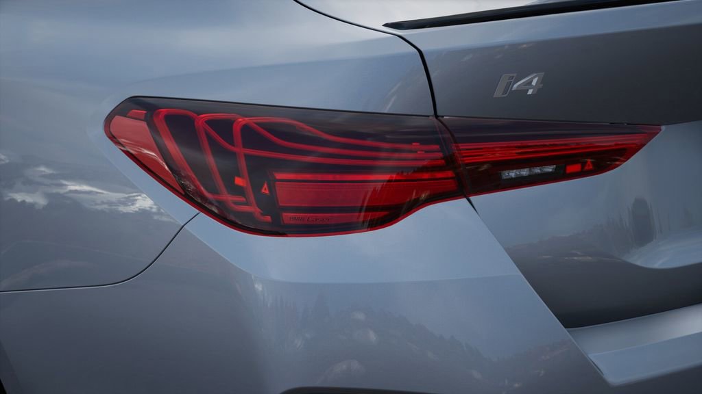 New 2026 BMW i4 M60 image 8