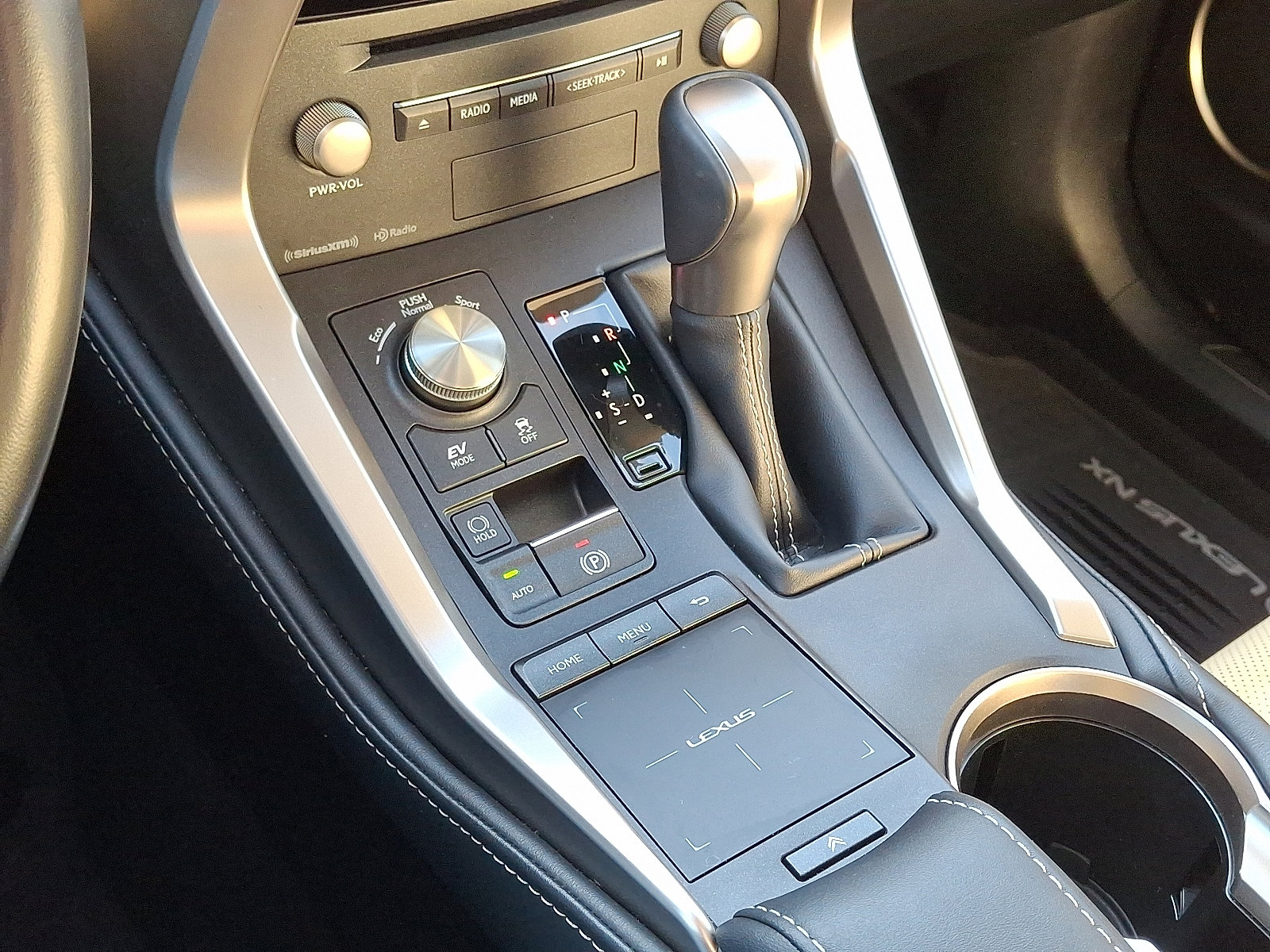 Used 2020 Lexus NX 300h AWD w/ Comfort Package image 15