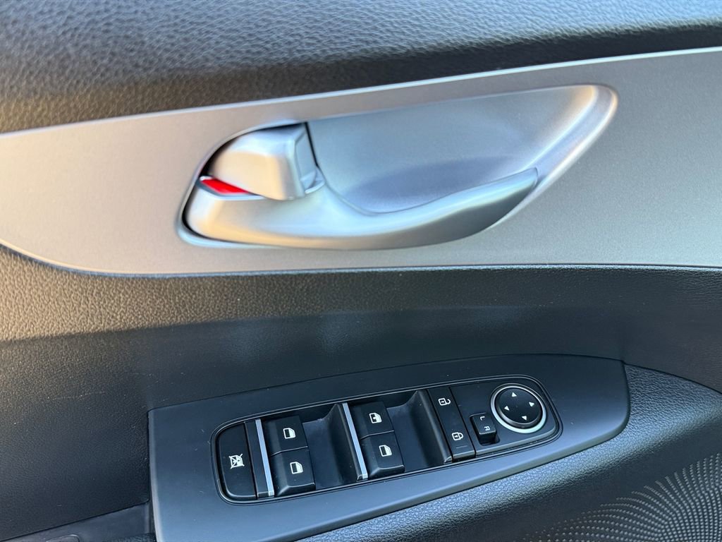 Certified 2024 Kia Forte LXS w/ LXS Technology Package image 11