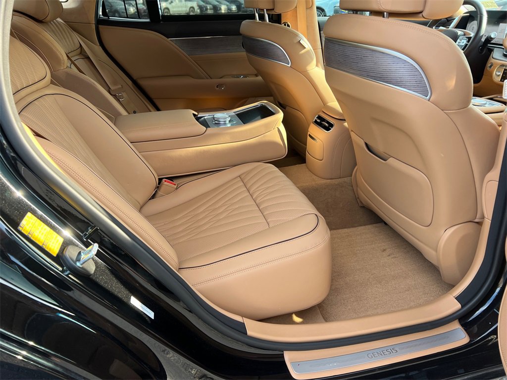 Used 2025 Genesis G90 3.5T image 15