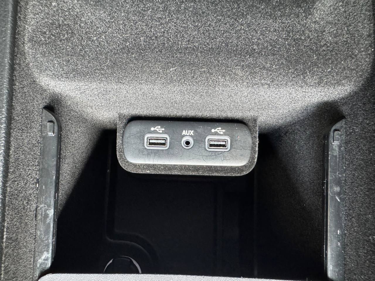 Used 2018 Dodge Charger SXT RWD image 31