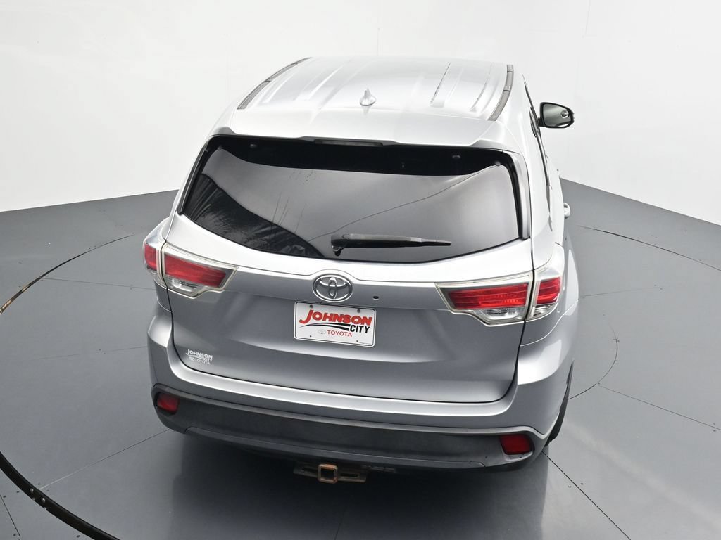 Used 2016 Toyota Highlander Plus AWD/4WD image 32