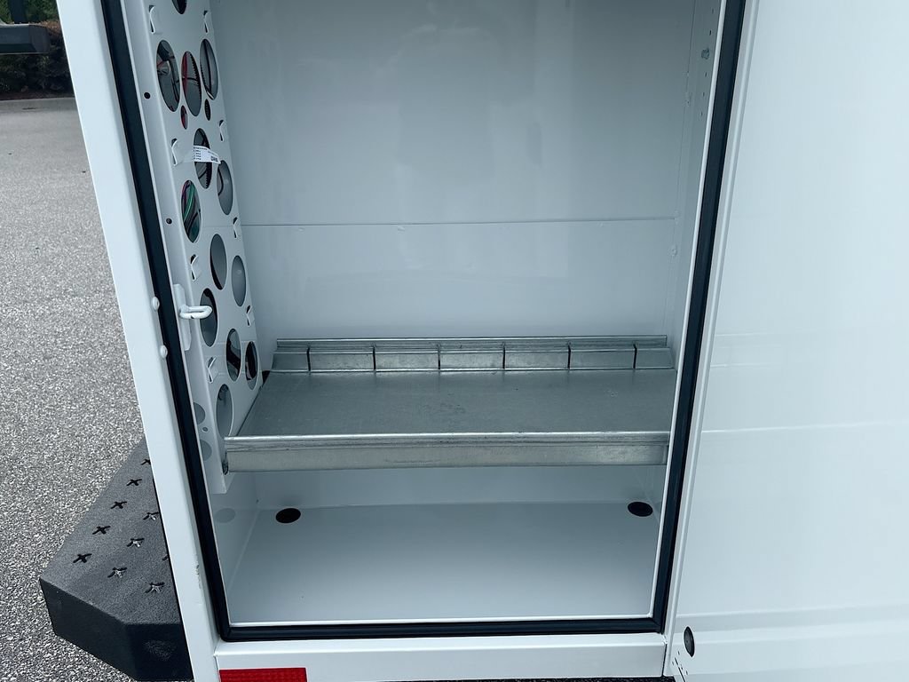 Used 2024 Mercedes-Benz Sprinter 3500 image 21