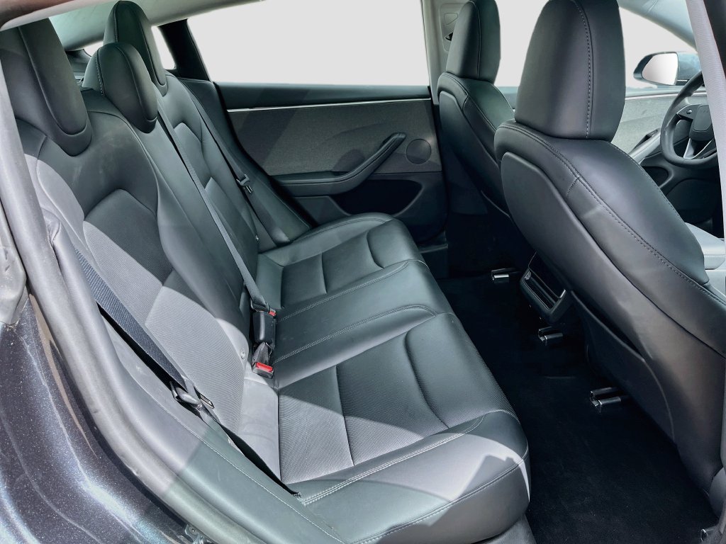 Used 2024 Tesla Model 3 Standard Range RWD image 29