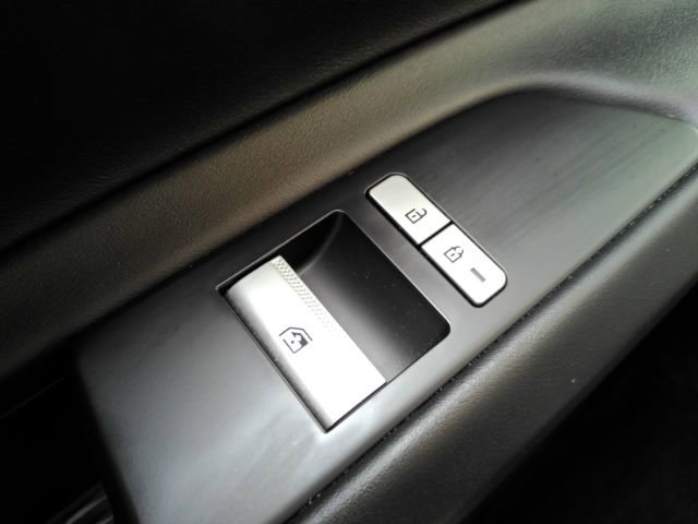 Used 2023 Genesis GV80 2.5T w/ Advanced Package image 37