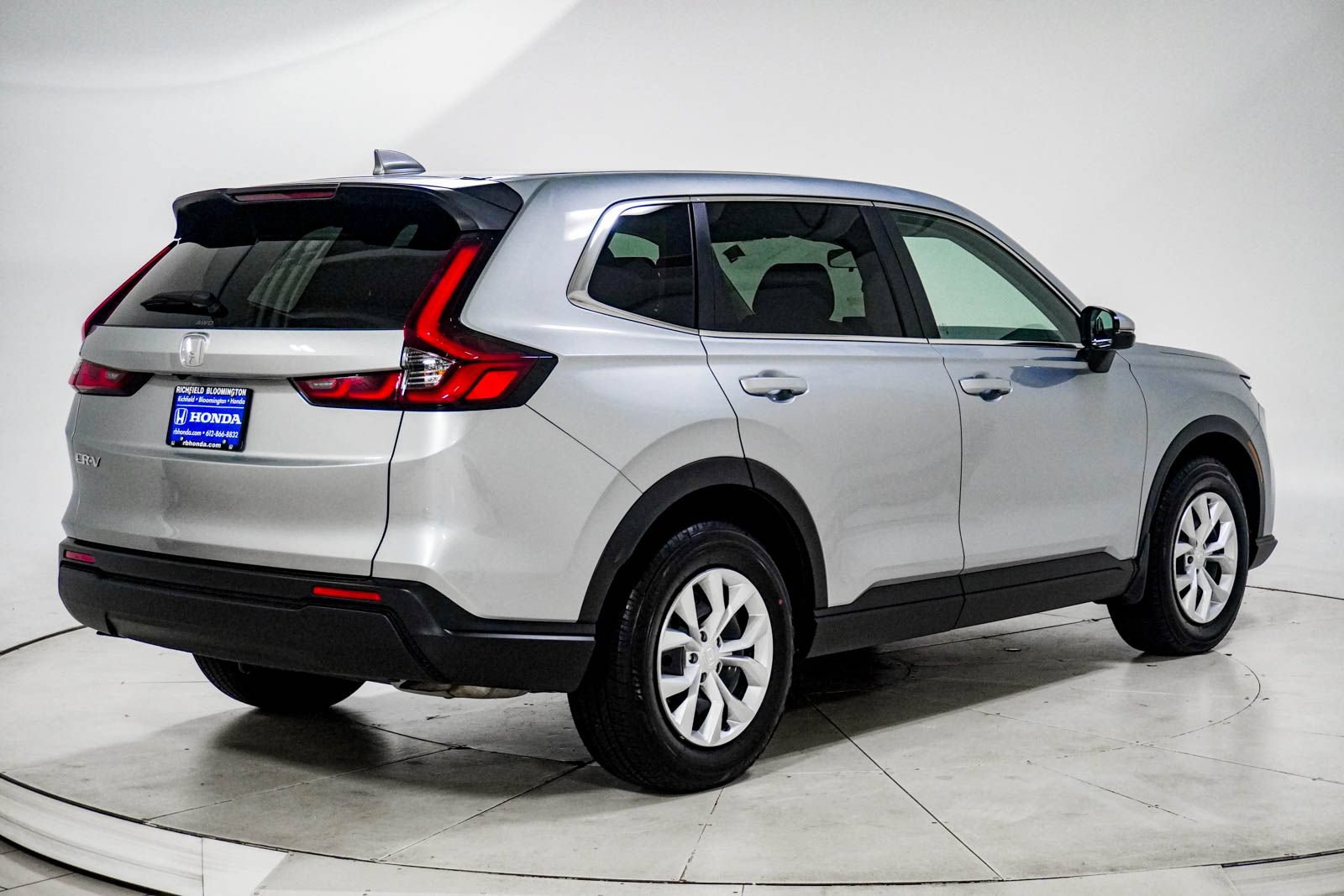 Used 2025 Honda CR-V LX image 10