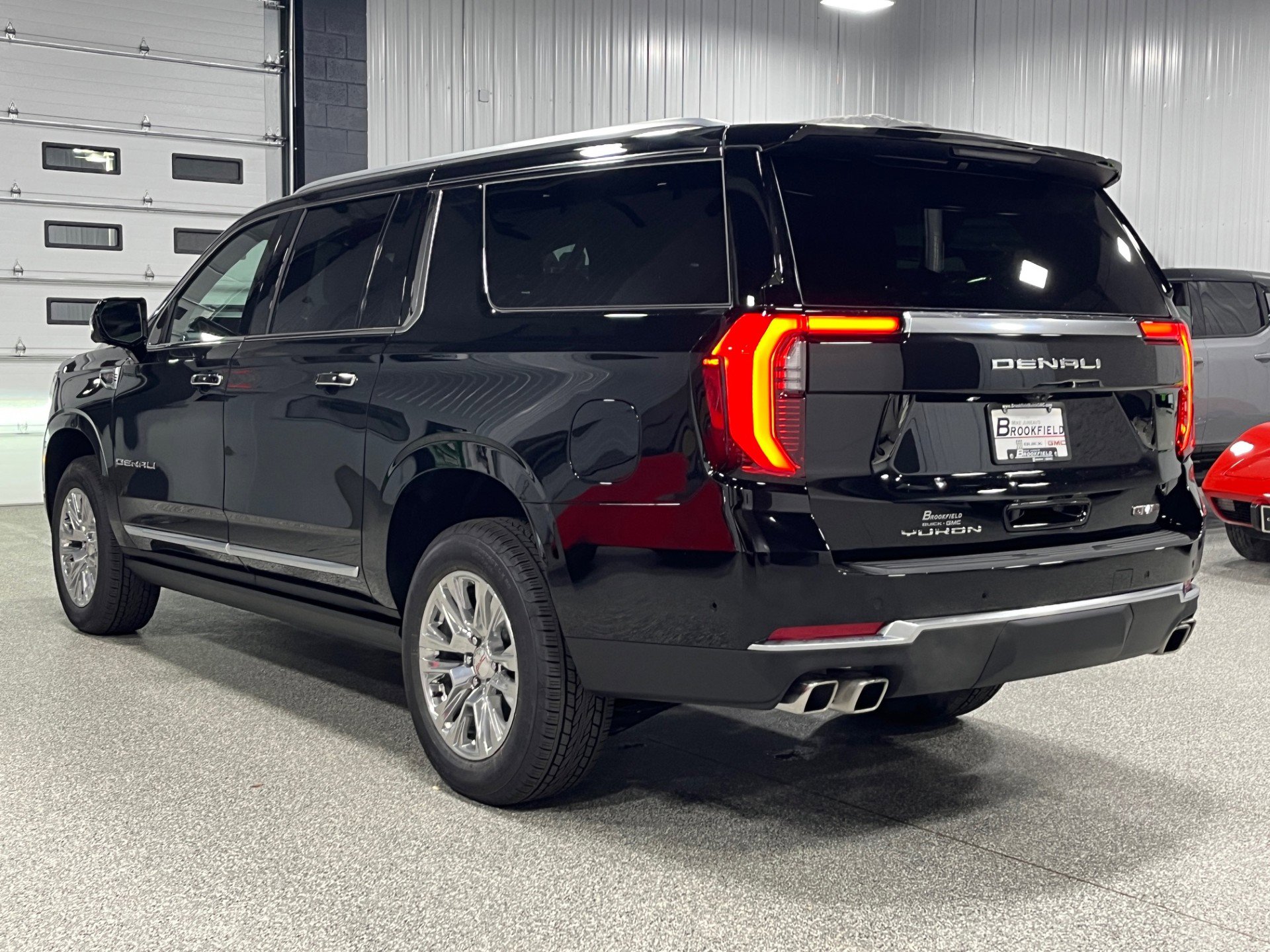 New 2026 GMC Yukon XL Denali w/ Sun & Power Step Package image 3