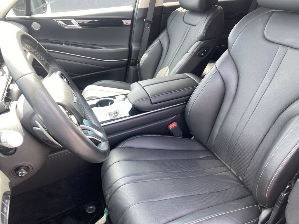 Used 2025 Genesis GV80 2.5T Standard AWD/4WD image 11