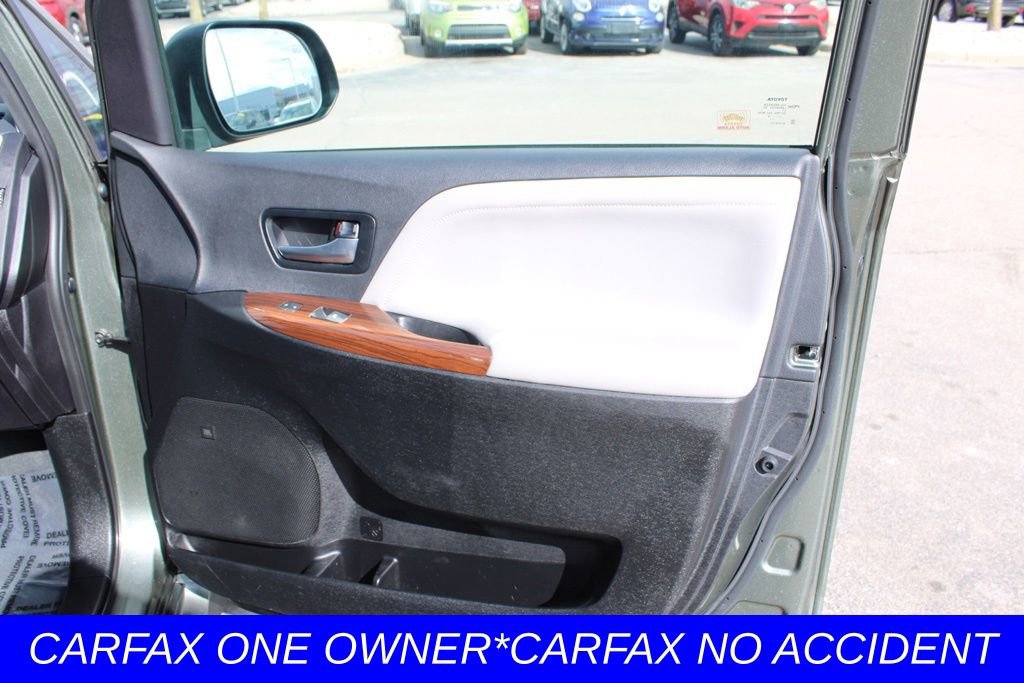 Used 2020 Toyota Sienna Limited Premium image 23