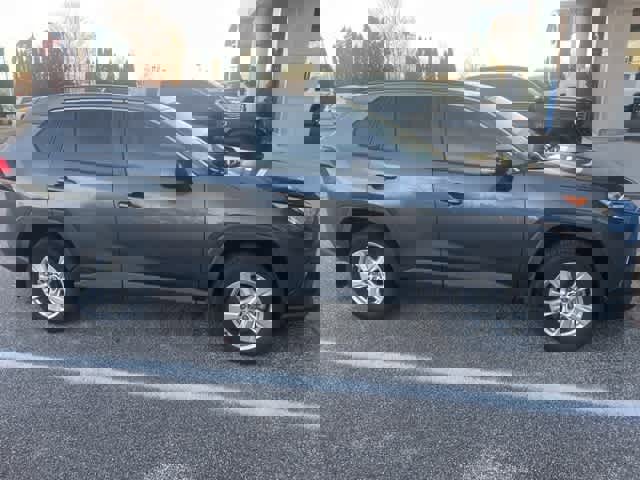 Used 2020 Toyota RAV4 XLE image 14