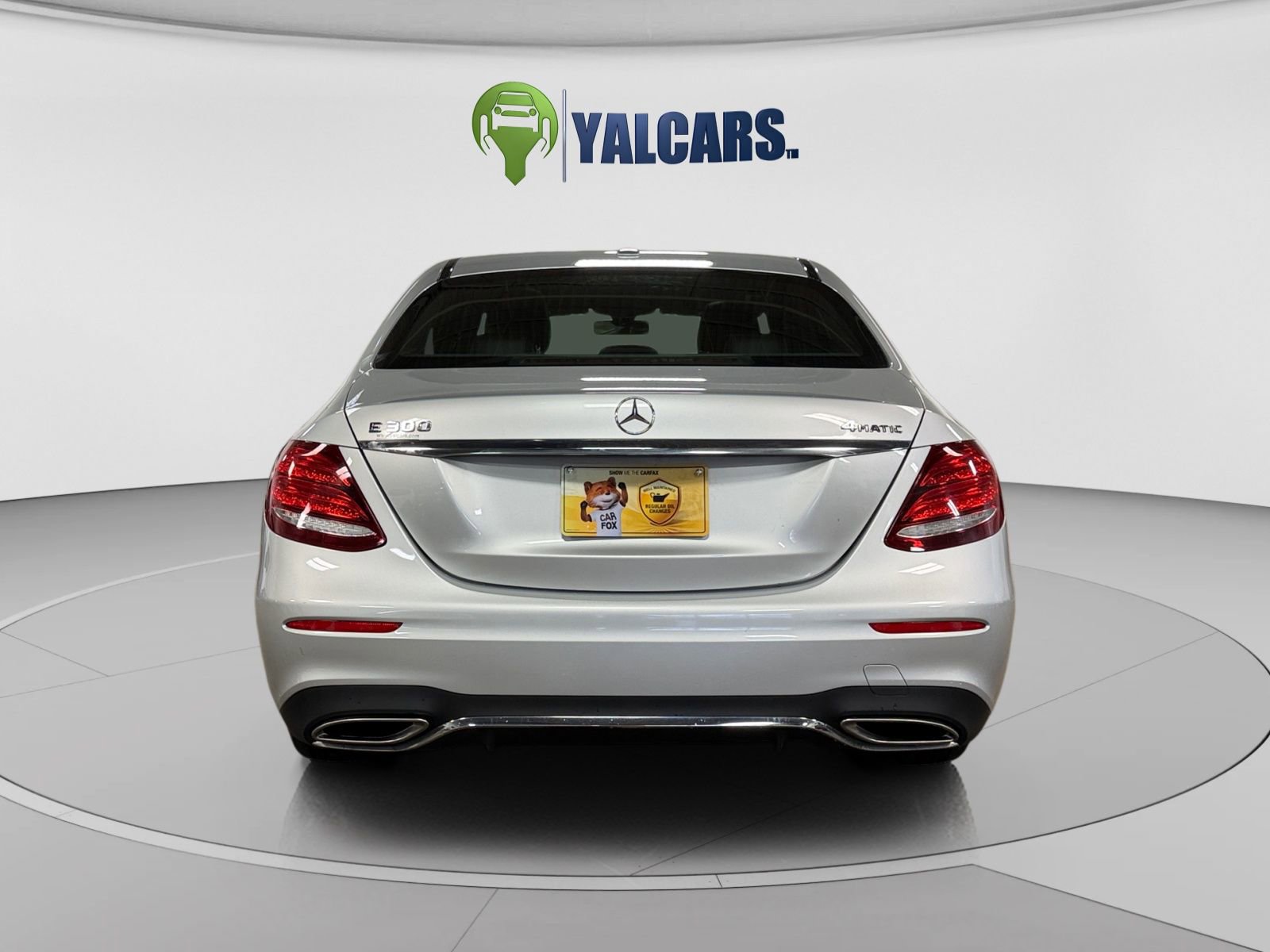 Used 2019 Mercedes-Benz E 300 4MATIC image 4