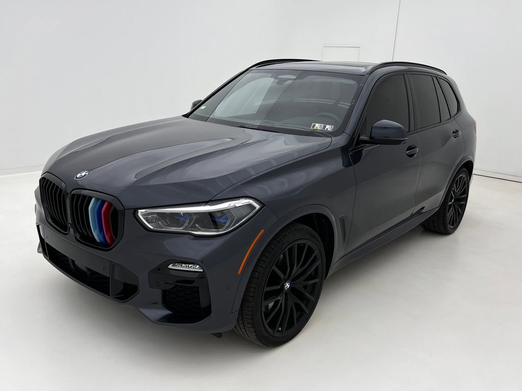 Used 2021 BMW X5 M50i w/ Executive Package image 4