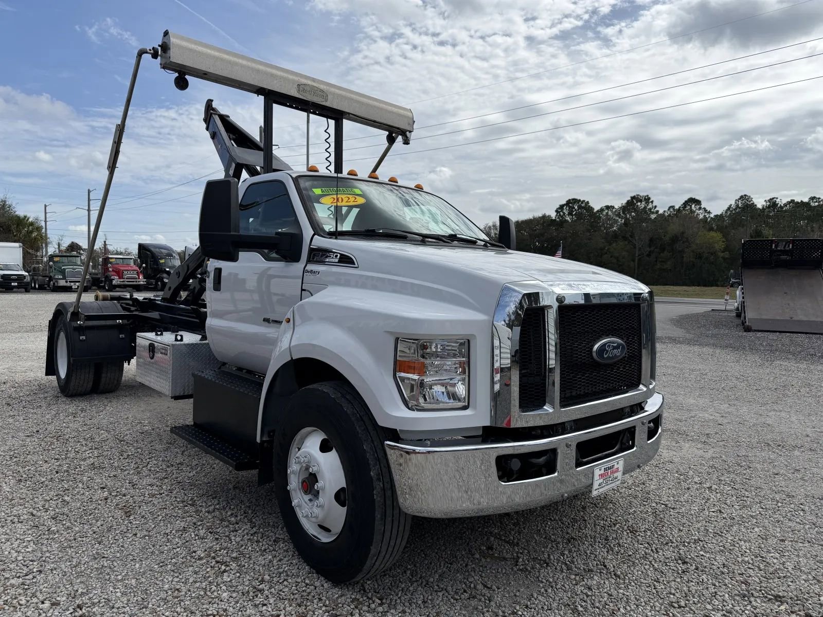 Used 2022 Ford F750 2WD Regular Cab Super Duty image 3