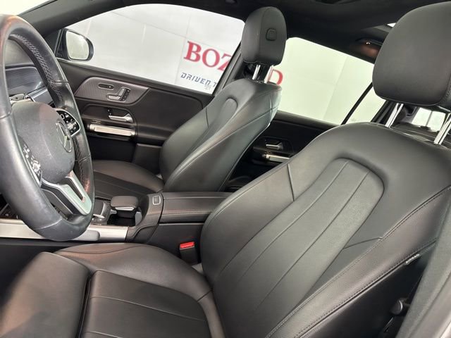 Used 2021 Mercedes-Benz GLB 250 image 11