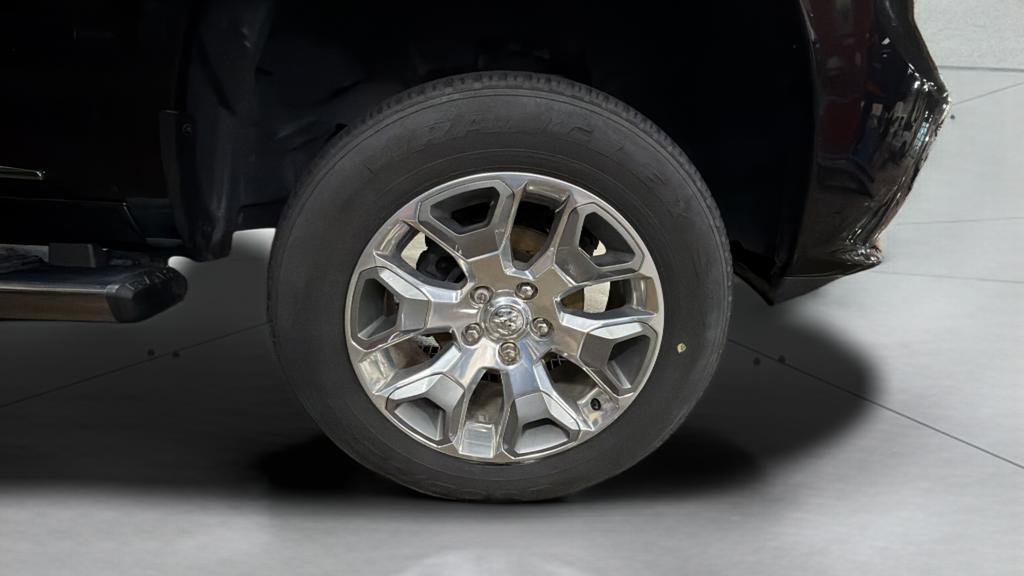 Used 2017 RAM 1500 Limited image 14