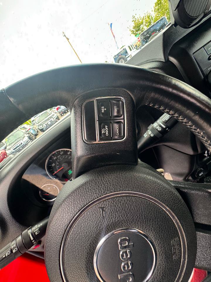 Used 2016 Jeep Wrangler Sport w/ Connectivity Group AWD/4WD image 17
