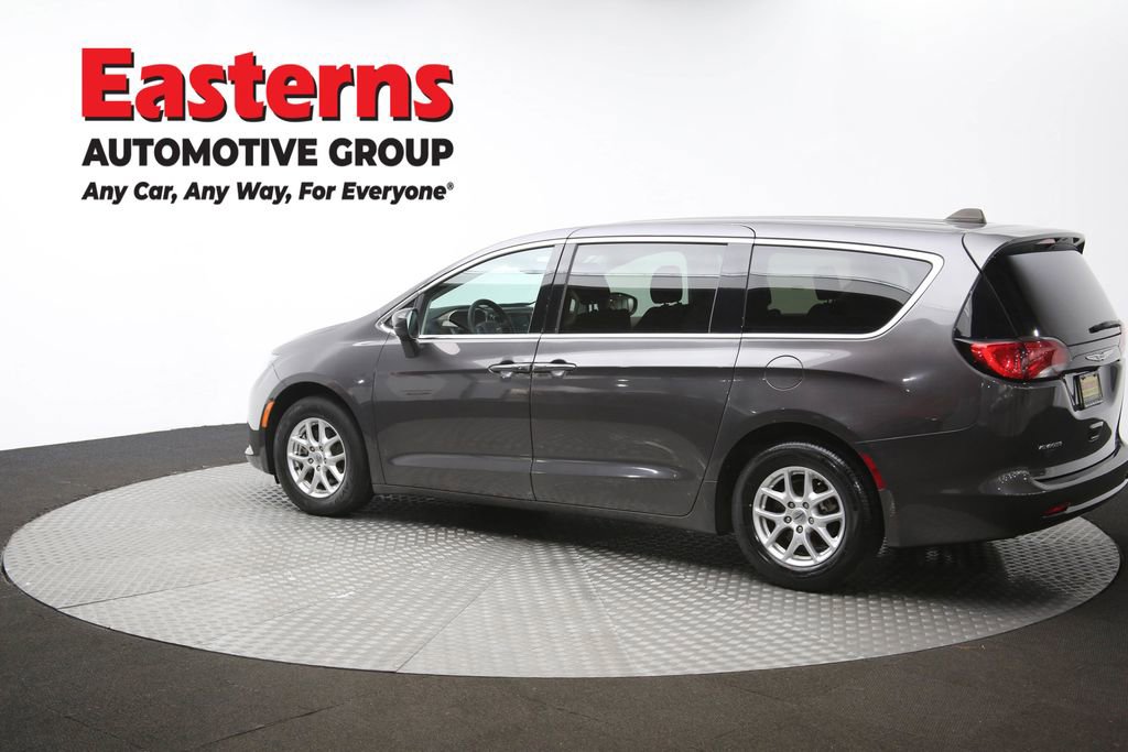 Used 2023 Chrysler Voyager LX image 63
